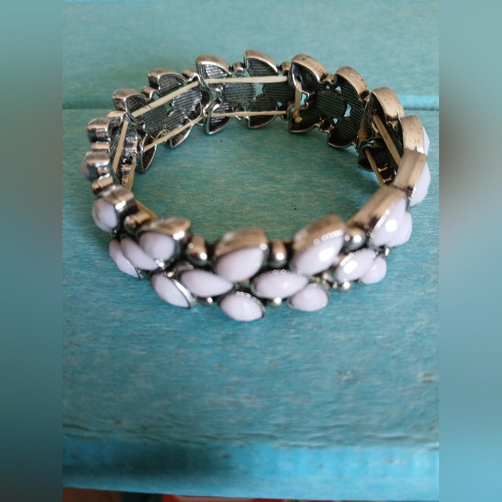 Silver and White Dual-Design Bracelet with Beads